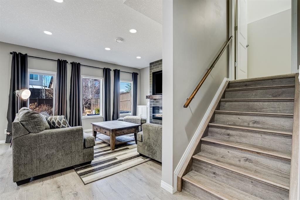 117 Mahogany Place Se, Calgary, AB - Indoor