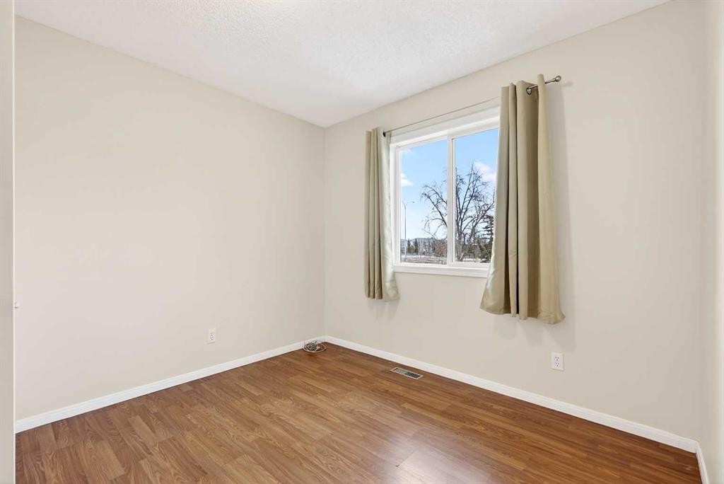 159 Shawglen Road Sw, Calgary, AB - Indoor Photo Showing Other Room