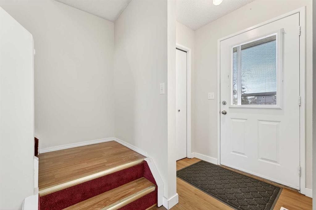159 Shawglen Road Sw, Calgary, AB - Indoor Photo Showing Other Room