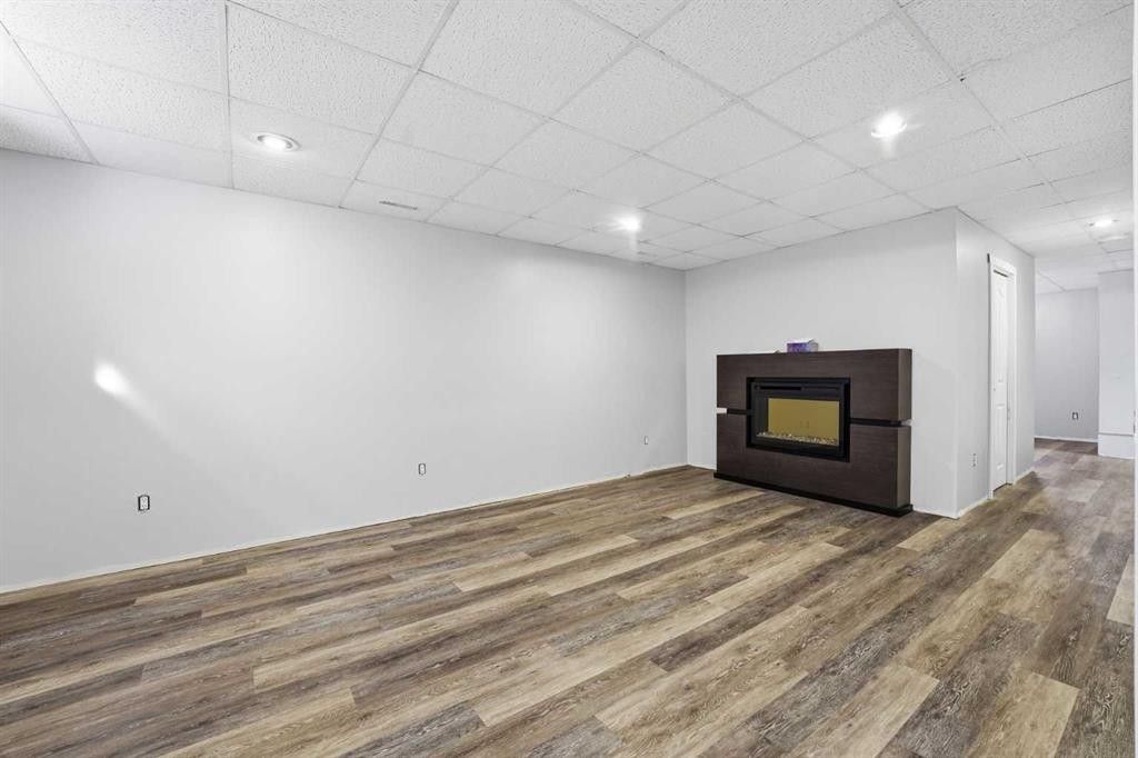 1 Thorncliffe Crescent Nw, Calgary, AB - Indoor