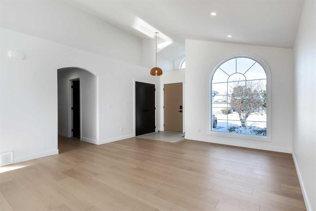 58 Edgevalley Close Nw, Calgary, AB - Indoor Photo Showing Other Room