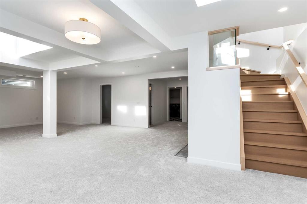 58 Edgevalley Close Nw, Calgary, AB - Indoor Photo Showing Other Room