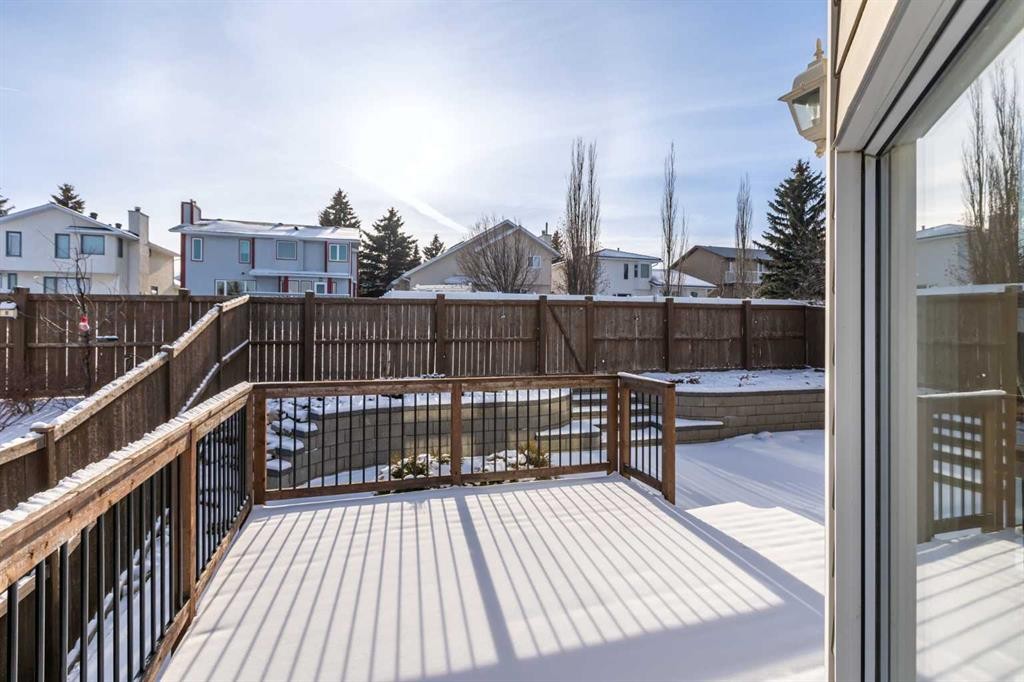 58 Edgevalley Close Nw, Calgary, AB - Outdoor With Exterior
