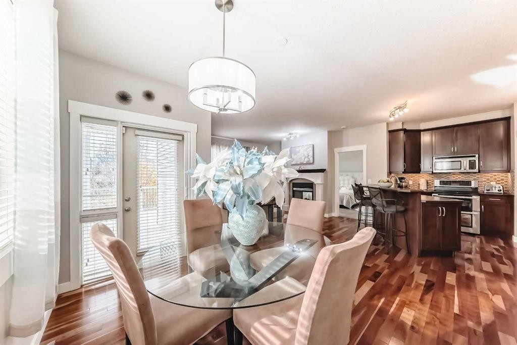 160 Sienna Passage, Chestermere, AB - Indoor Photo Showing Dining Room