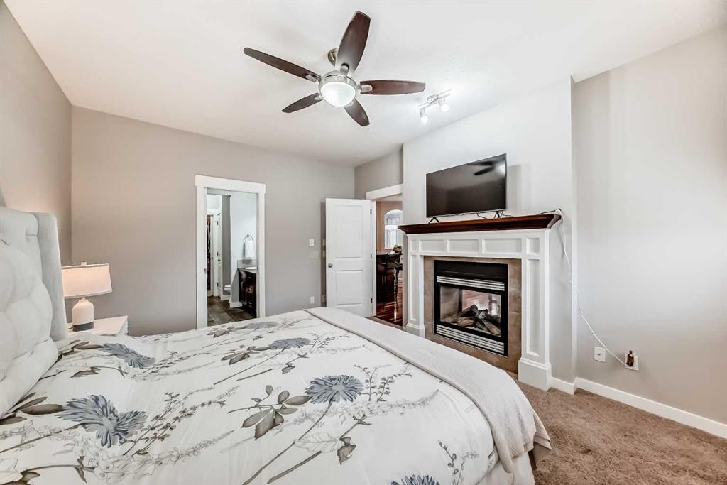 160 Sienna Passage, Chestermere, AB - Indoor Photo Showing Bedroom