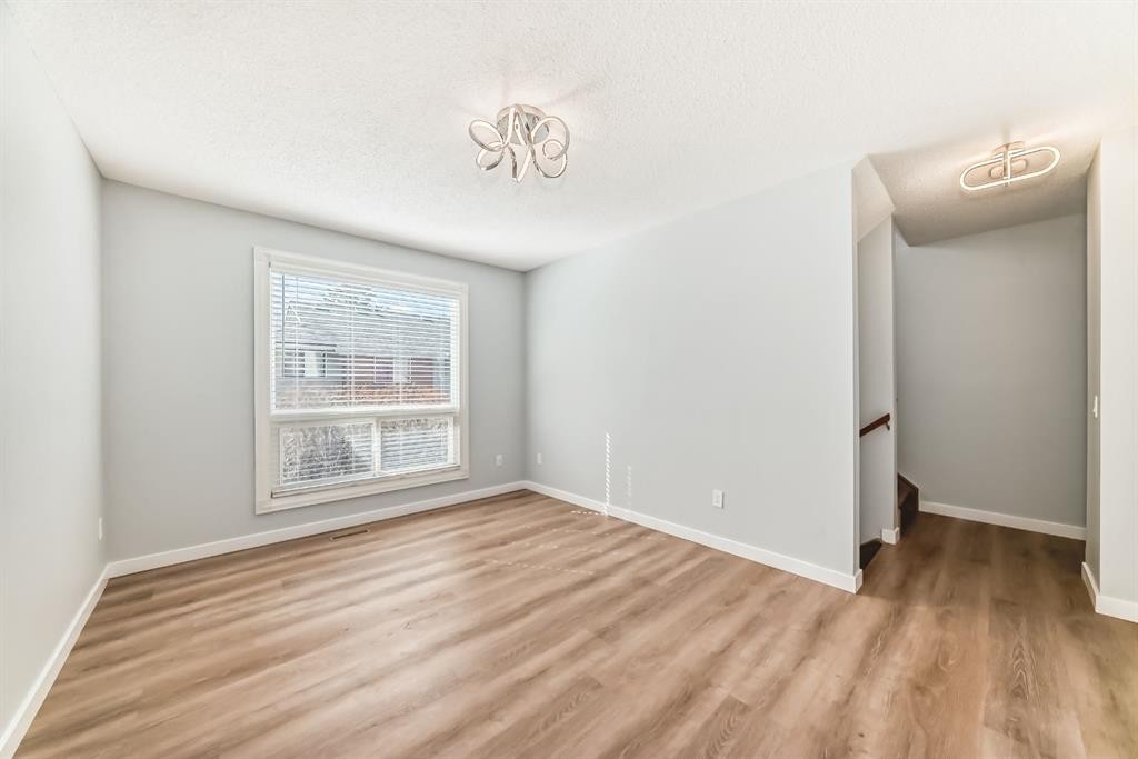 161-6915 Ranchview Drive Nw, Calgary, AB - Indoor Photo Showing Other Room