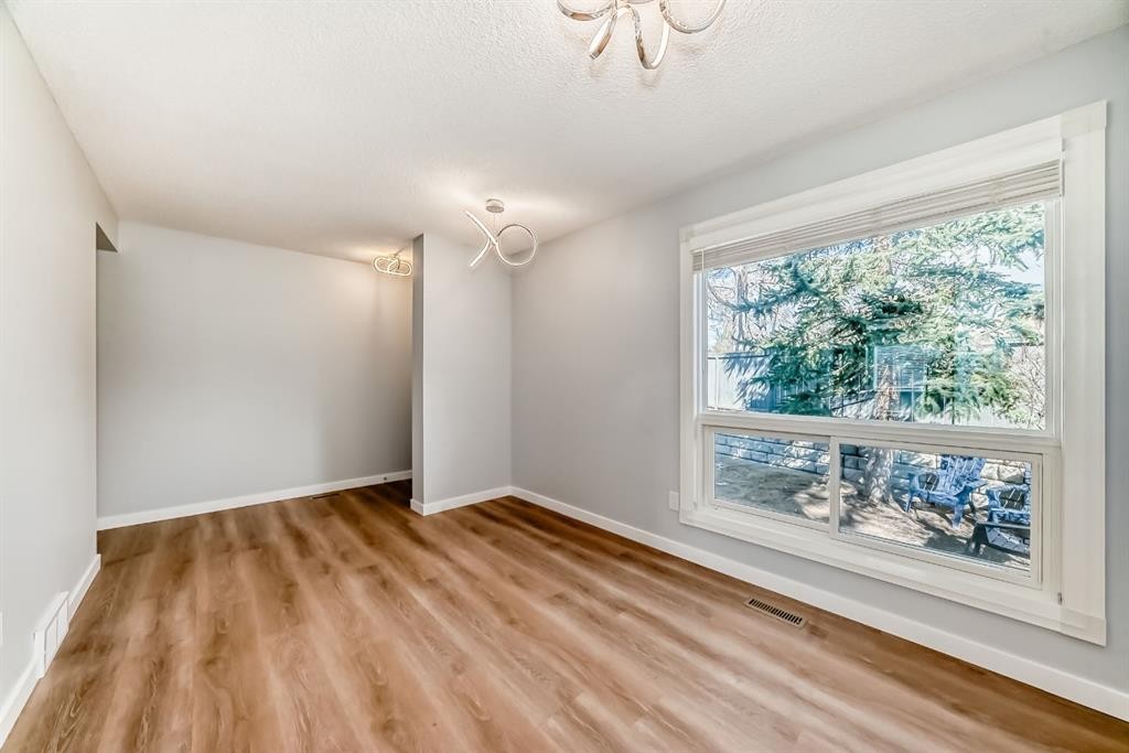 161-6915 Ranchview Drive Nw, Calgary, AB - Indoor Photo Showing Other Room