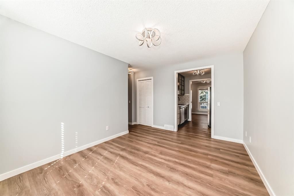 161-6915 Ranchview Drive Nw, Calgary, AB - Indoor Photo Showing Other Room
