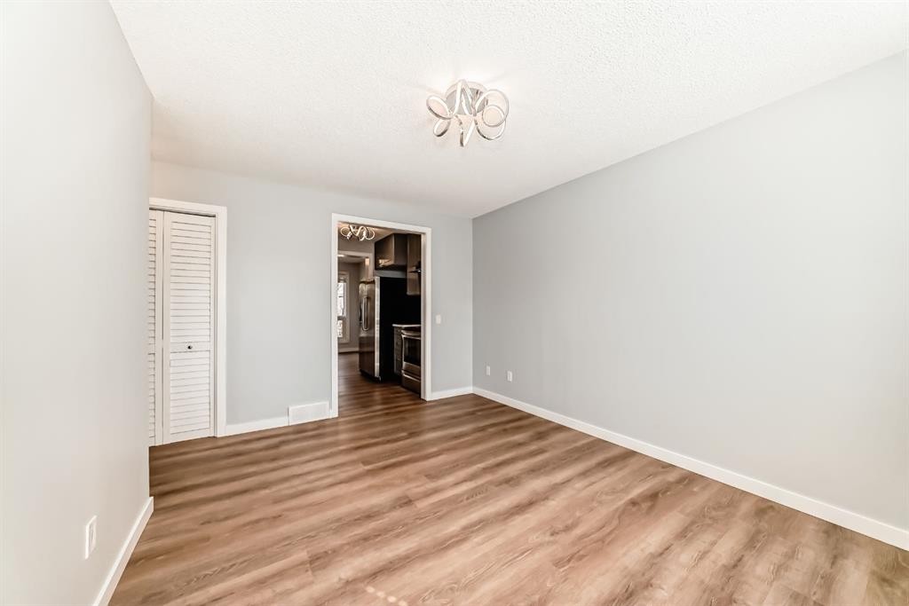 161-6915 Ranchview Drive Nw, Calgary, AB - Indoor Photo Showing Other Room