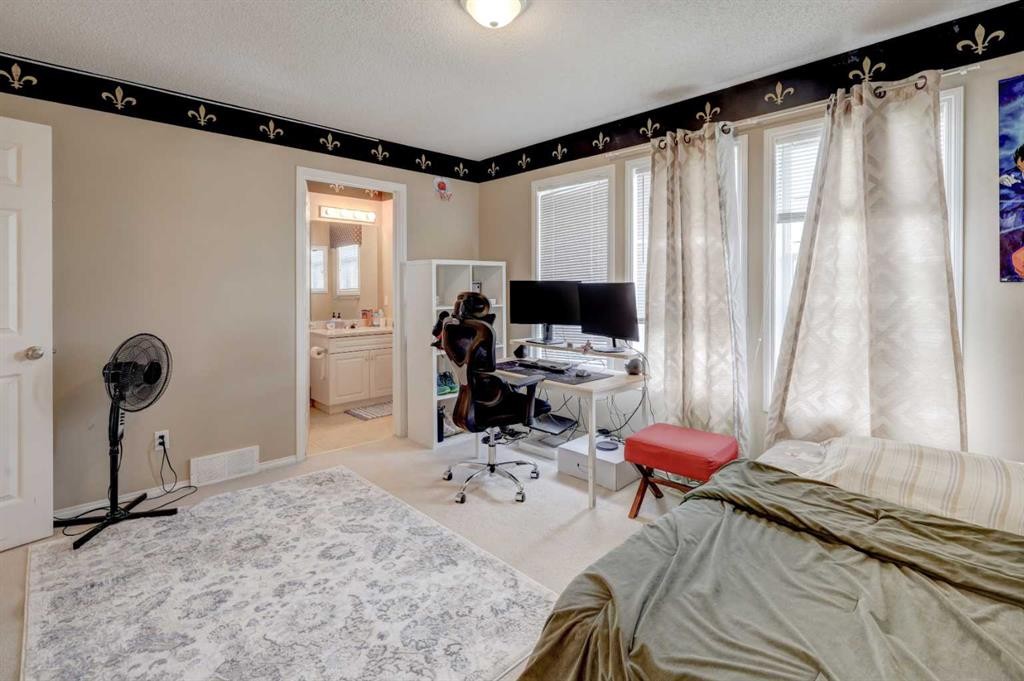 22 Tarington Landing Ne, Calgary, AB - Indoor