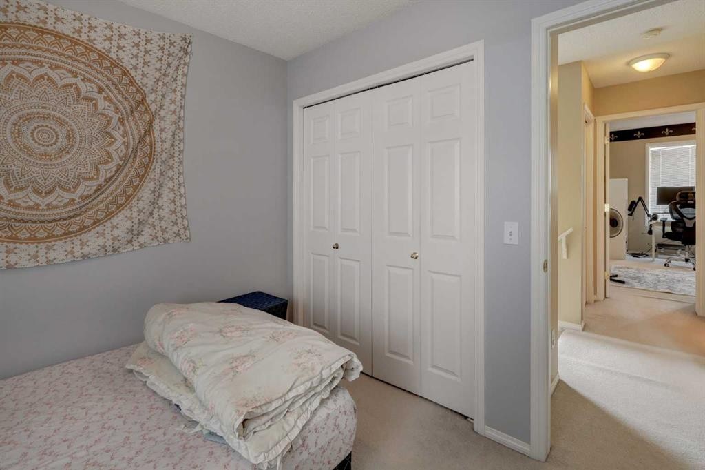 22 Tarington Landing Ne, Calgary, AB - Indoor Photo Showing Bedroom