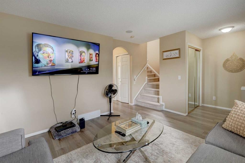 22 Tarington Landing Ne, Calgary, AB - Indoor