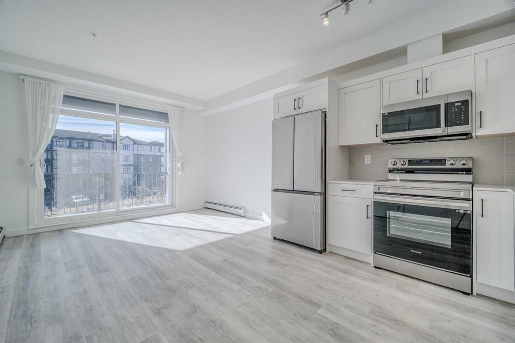 213-40 Sage Hill Walk Nw, Calgary, AB - Indoor Photo Showing Kitchen