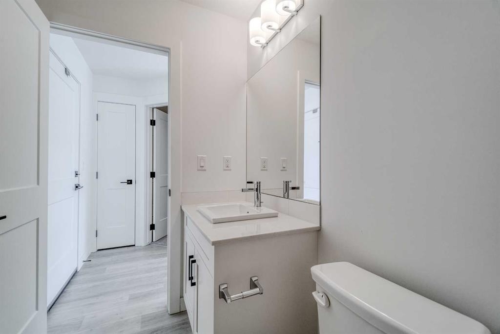 213-40 Sage Hill Walk Nw, Calgary, AB - Indoor Photo Showing Bathroom