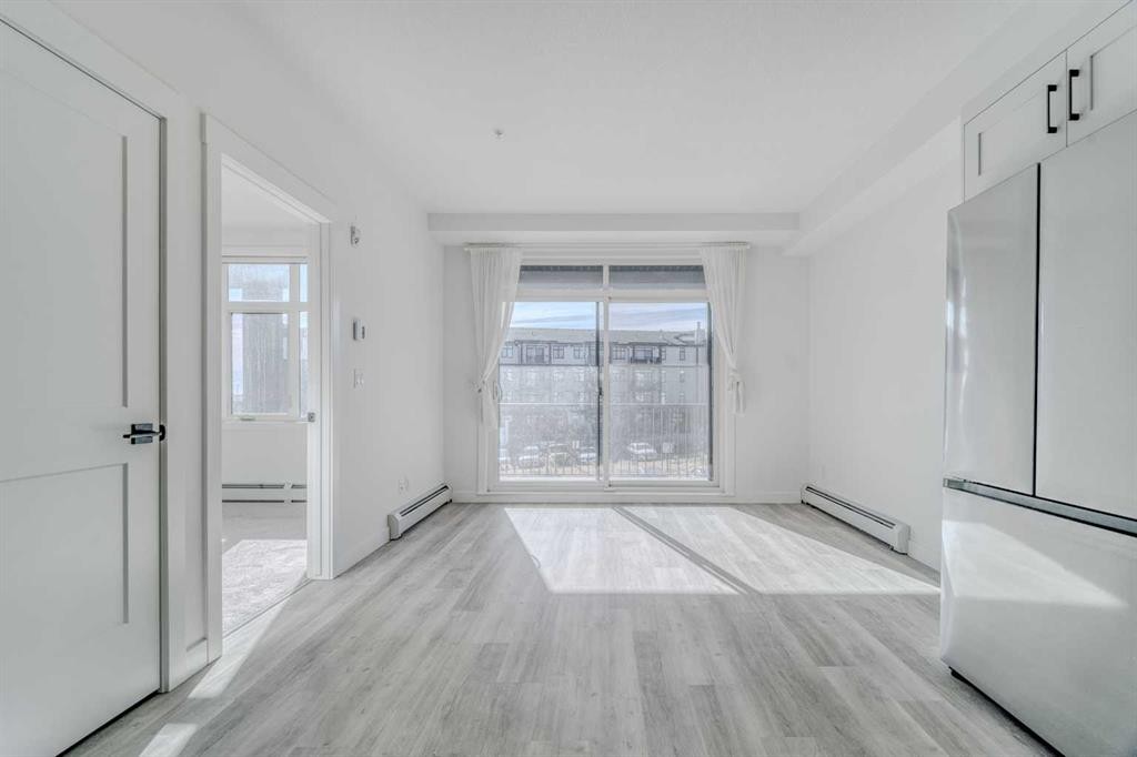 213-40 Sage Hill Walk Nw, Calgary, AB - Indoor Photo Showing Other Room