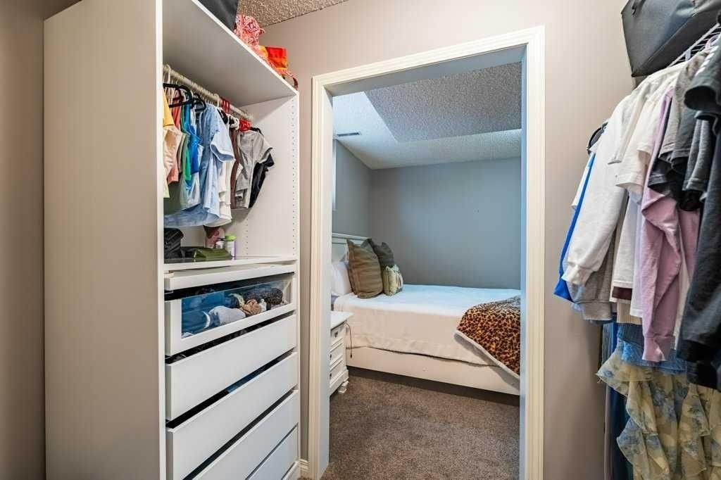 62 Springbluff Boulevard Sw, Calgary, AB - Indoor With Storage