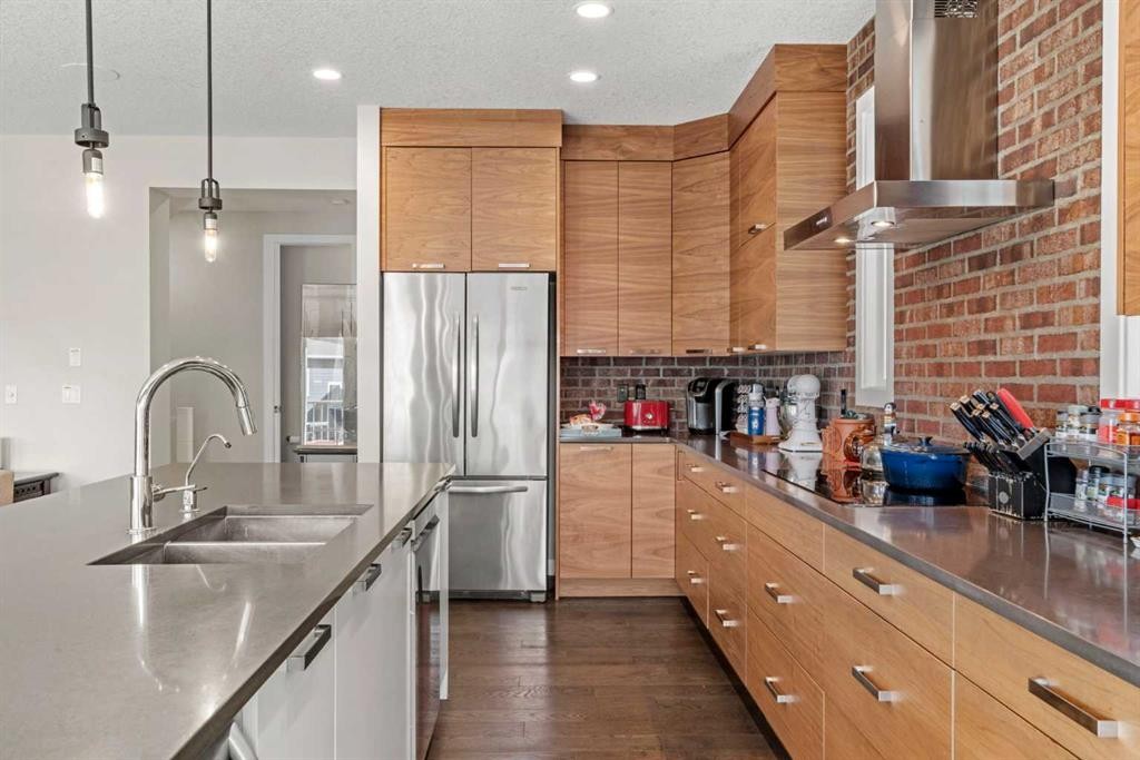 82 Cranbrook Crescent Se, Calgary, AB - Indoor Photo Showing Kitchen With Double Sink With Upgraded Kitchen