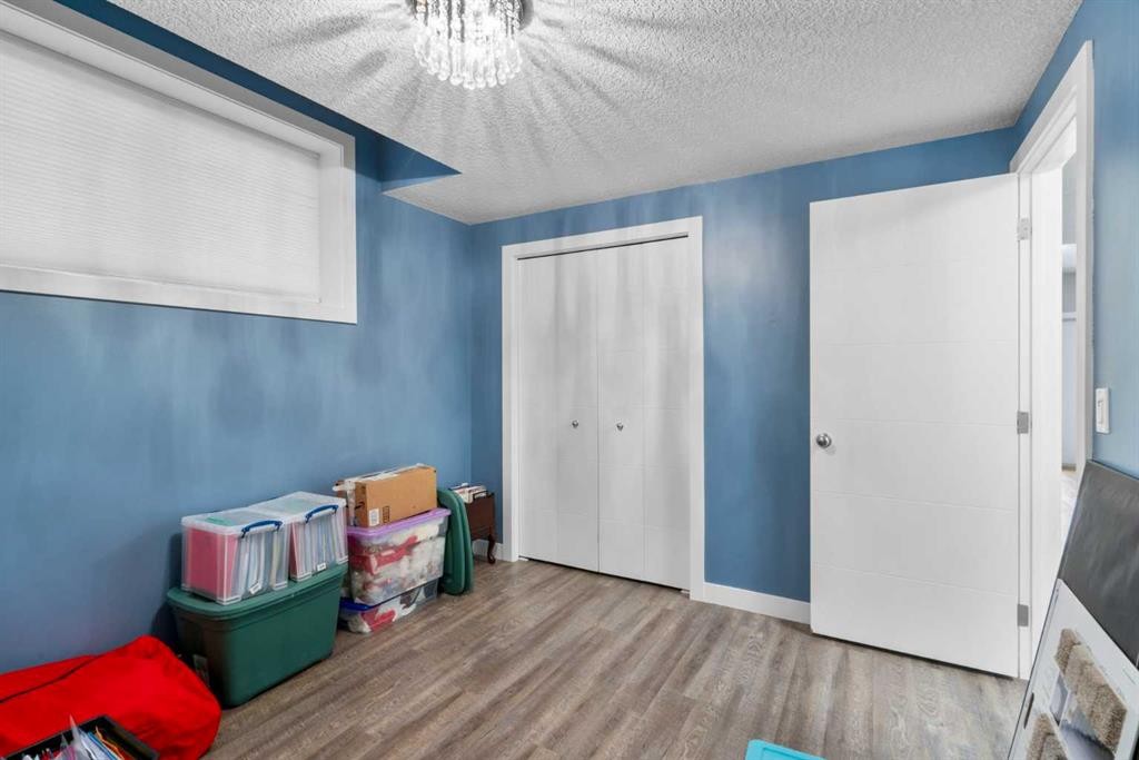 82 Cranbrook Crescent Se, Calgary, AB - Indoor