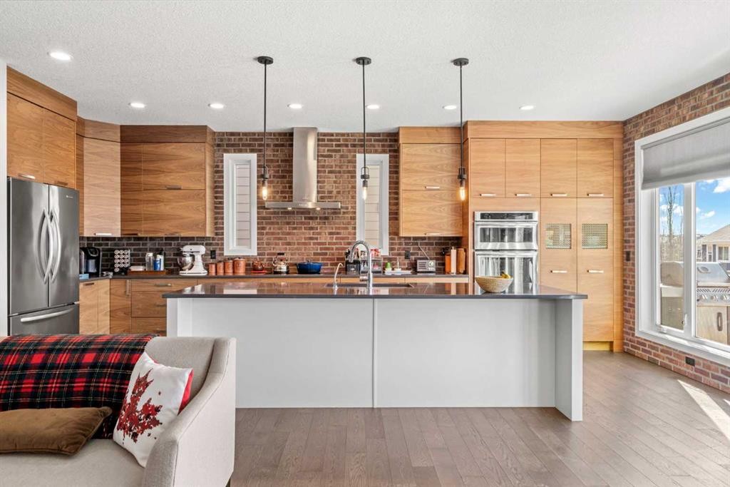 82 Cranbrook Crescent Se, Calgary, AB - Indoor Photo Showing Kitchen With Upgraded Kitchen