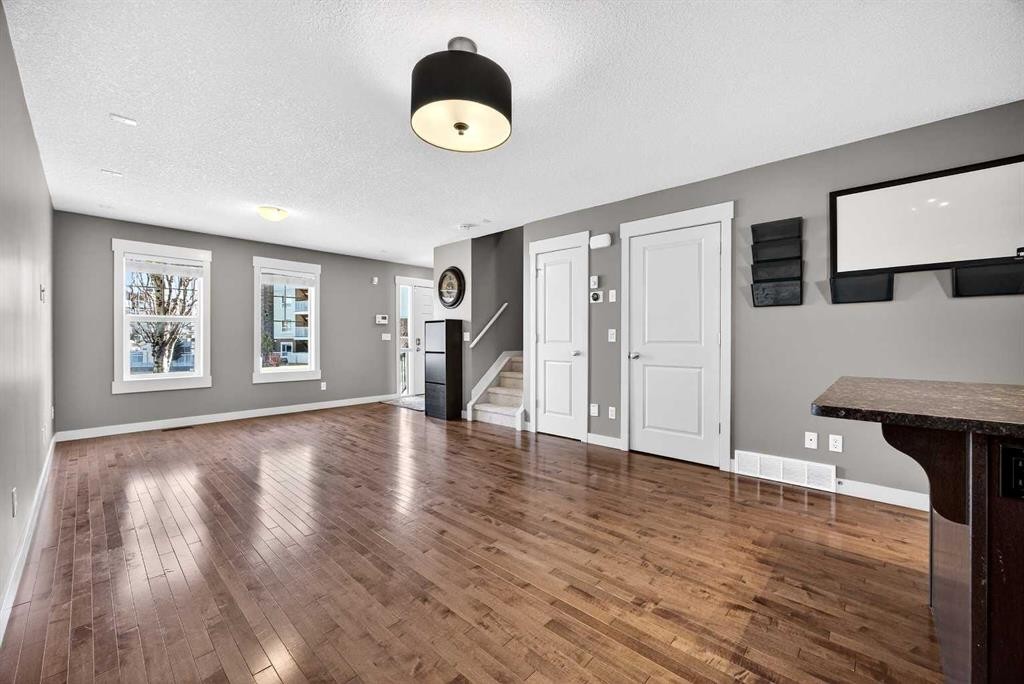 257 Skyview Ranch Drive Ne, Calgary, AB - Indoor Photo Showing Other Room