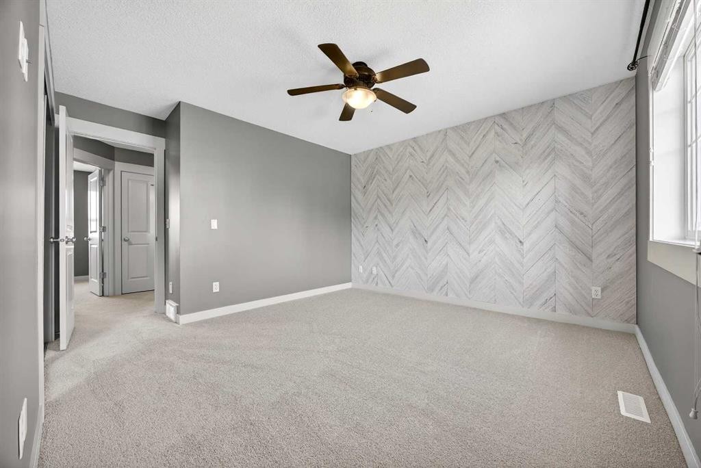 257 Skyview Ranch Drive Ne, Calgary, AB - Indoor Photo Showing Other Room