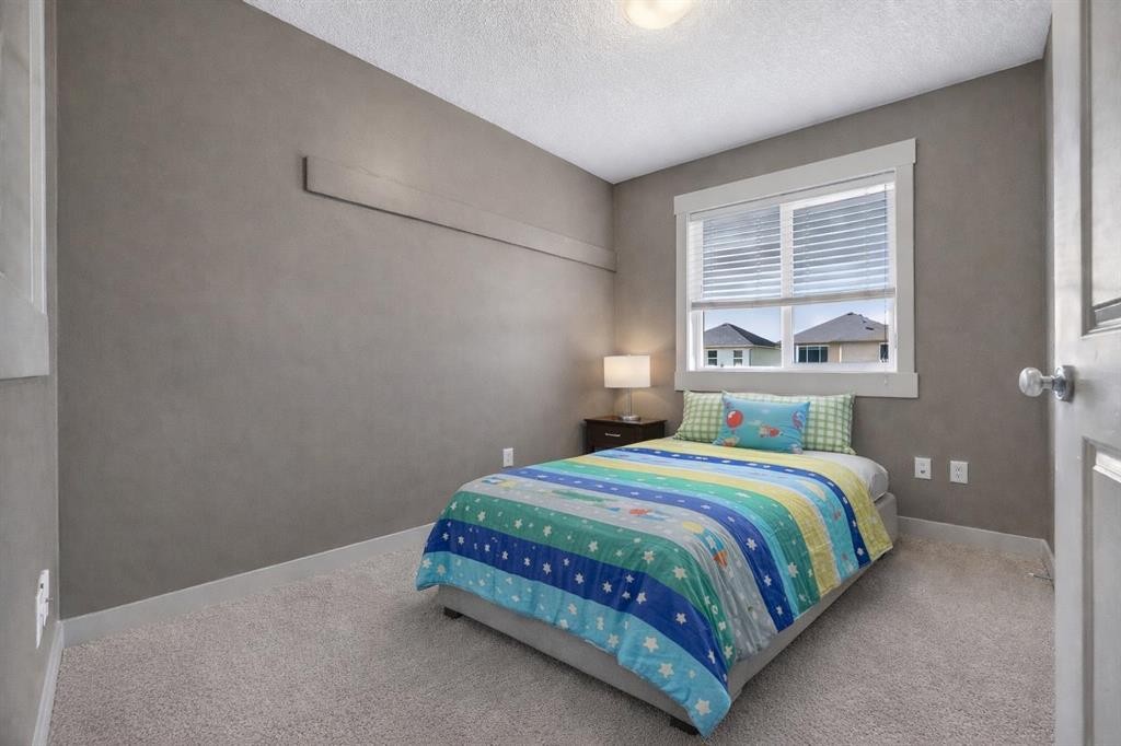 257 Skyview Ranch Drive Ne, Calgary, AB - Indoor Photo Showing Bedroom