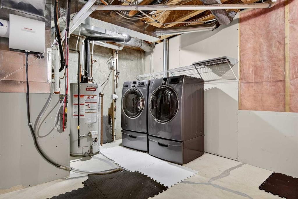 257 Skyview Ranch Drive Ne, Calgary, AB - Indoor Photo Showing Laundry Room