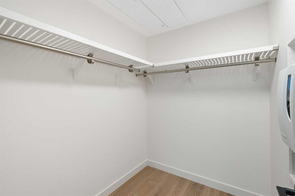 402-1505 Spring Creek Gate, Canmore, AB - Indoor With Storage