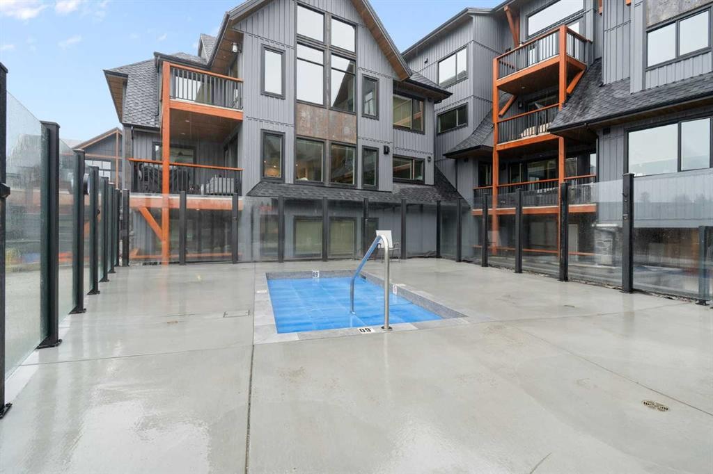 402-1505 Spring Creek Gate, Canmore, AB - Outdoor