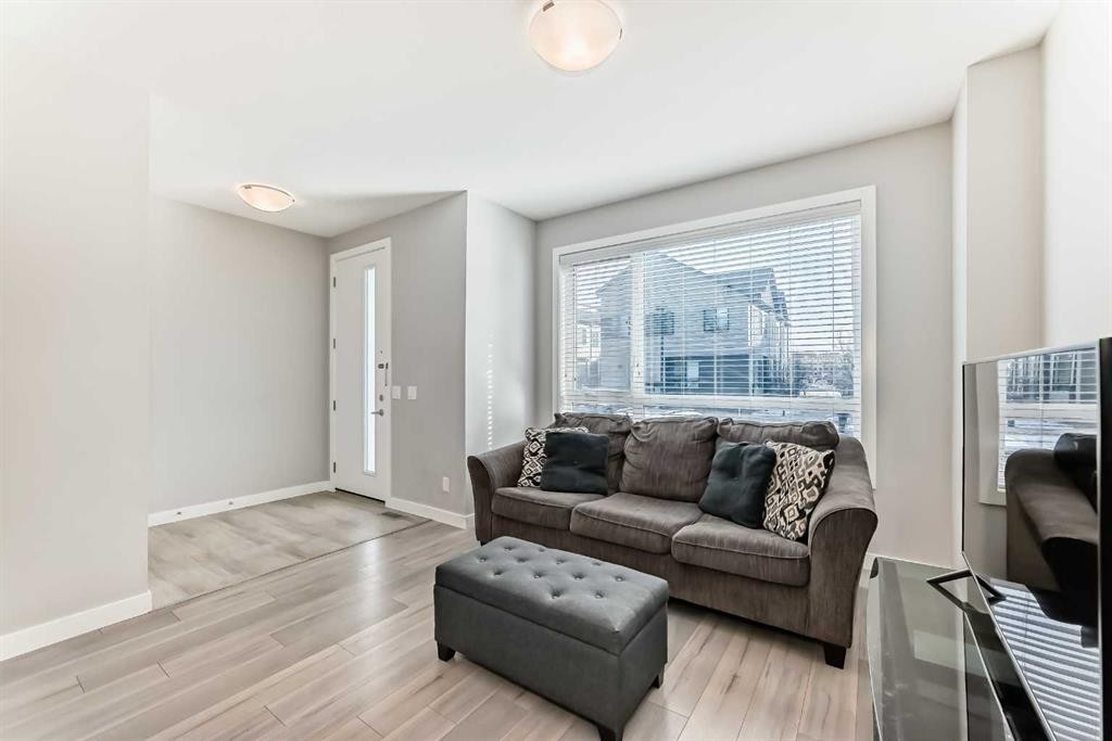 111 Redstone Crescent Ne, Calgary, AB - Indoor Photo Showing Living Room