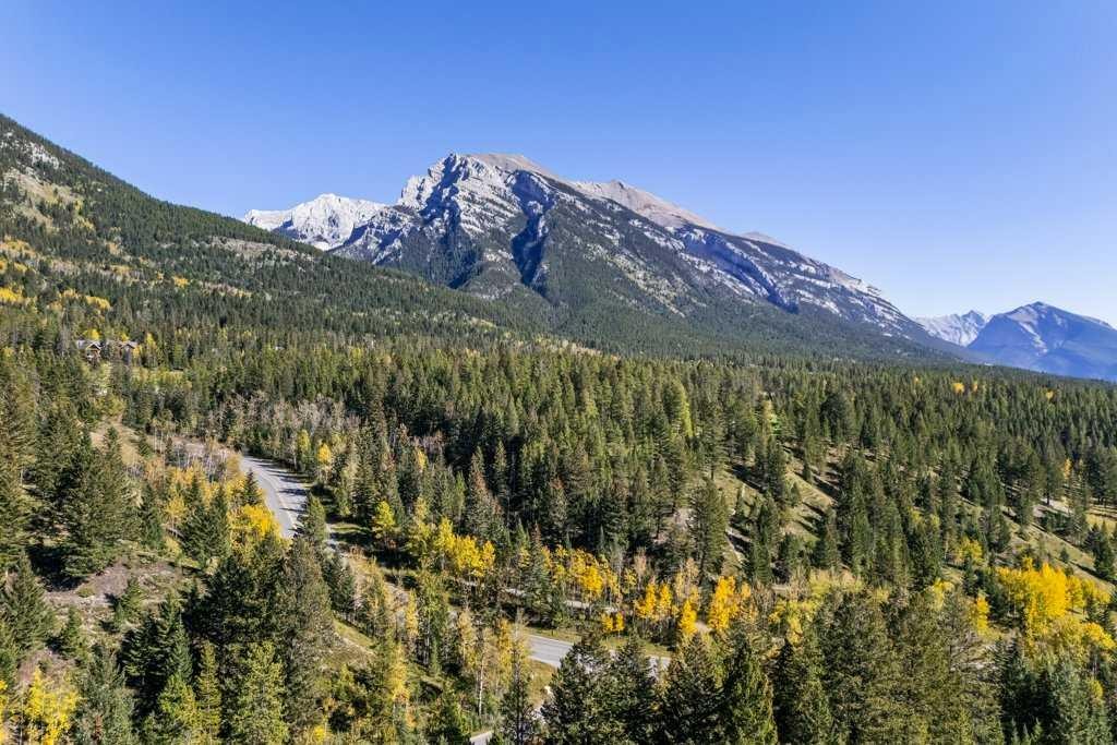 16 Blue Grouse Ridge, Canmore, AB - Outdoor With View