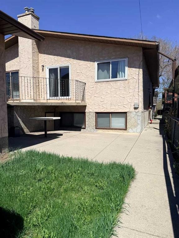 135 27 Avenue Ne, Calgary, AB - Outdoor With Deck Patio Veranda With Exterior