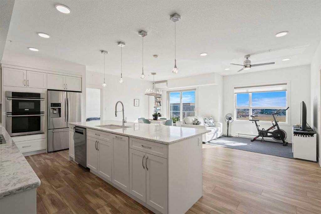 332-20 Seton Park Se, Calgary, AB - Indoor Photo Showing Kitchen With Stainless Steel Kitchen With Upgraded Kitchen