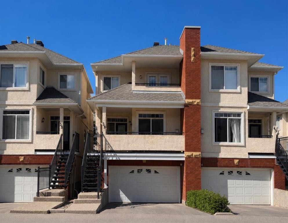 39 Sierra Morena Landing Sw, Calgary, AB - Outdoor With Facade
