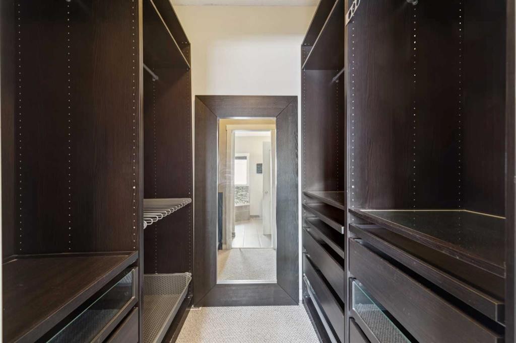 39 Sierra Morena Landing Sw, Calgary, AB - Indoor