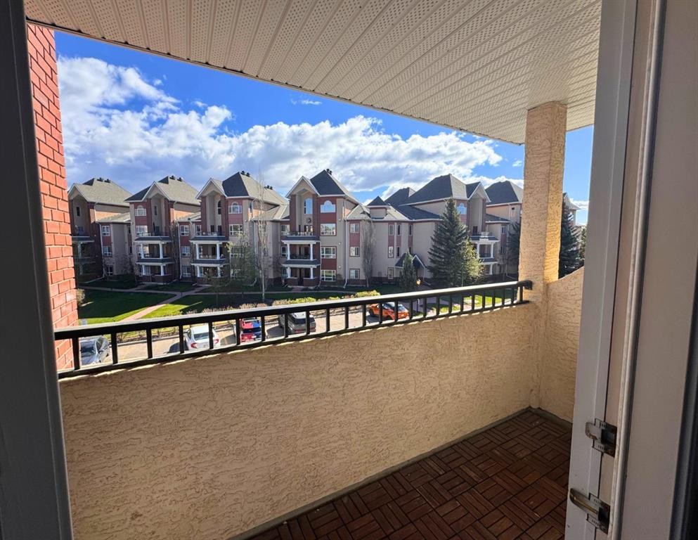 39 Sierra Morena Landing Sw, Calgary, AB - Outdoor