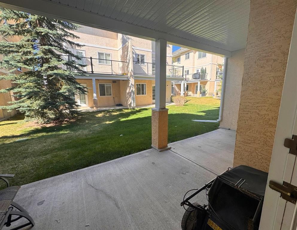 39 Sierra Morena Landing Sw, Calgary, AB - Outdoor