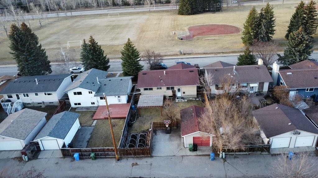 232 Silverview Way Nw, Calgary, AB