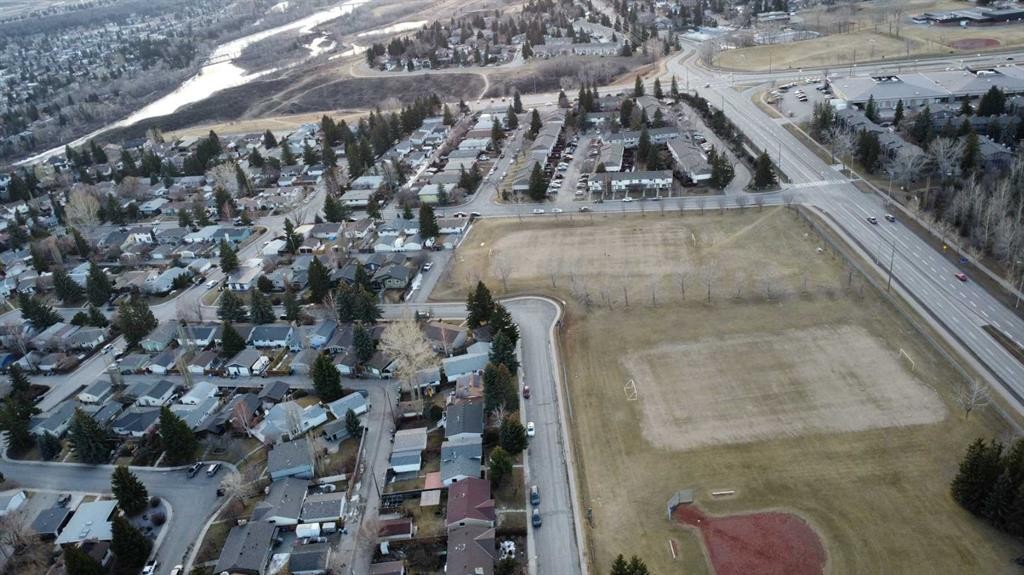 232 Silverview Way Nw, Calgary, AB