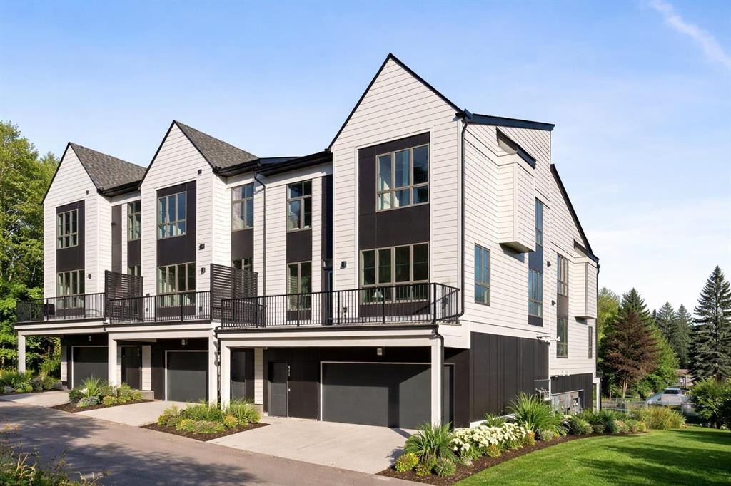604 Sovereign Common Sw, Calgary, AB - Outdoor With Balcony With Facade