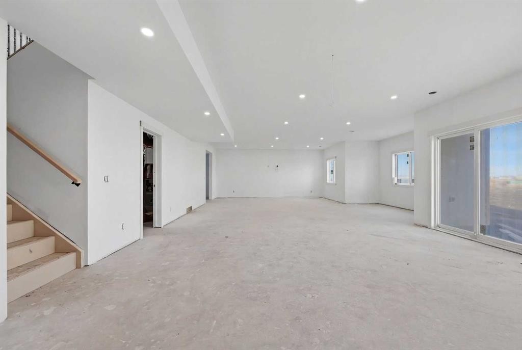 243 Red Tail Ridge Se, High River, AB - Indoor Photo Showing Other Room