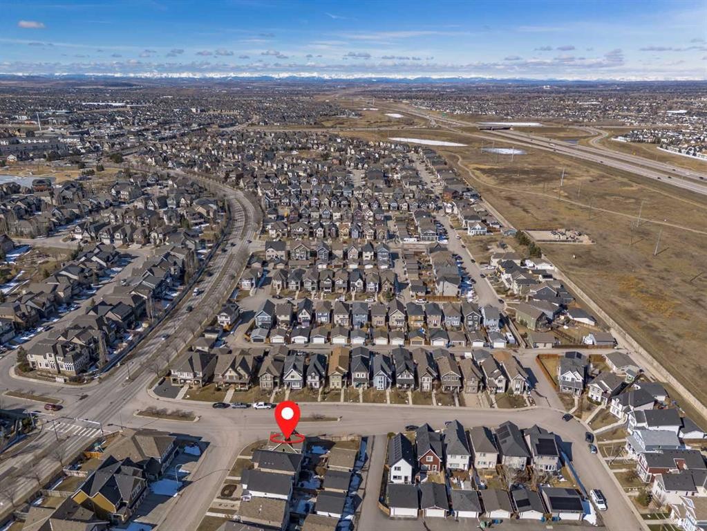 228 Mahogany Grove Se, Calgary, AB - Outdoor With View