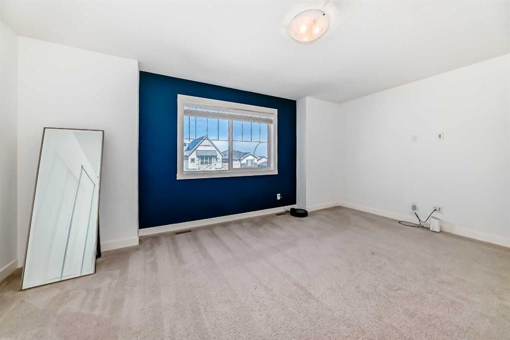 357 Nolanhurst Crescent Nw, Calgary, AB - Indoor Photo Showing Other Room