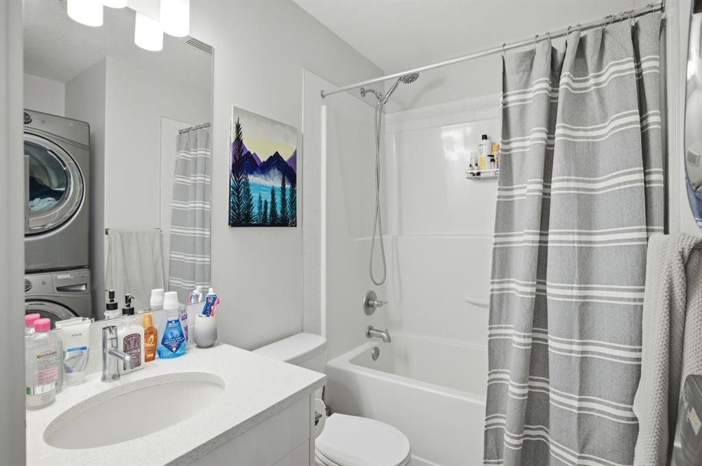 164 Evanscrest Gardens Nw, Calgary, AB - Indoor Photo Showing Bathroom