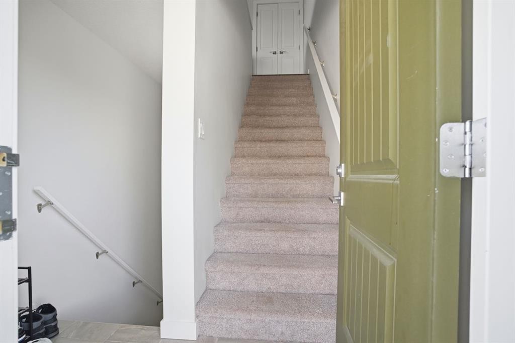 164 Evanscrest Gardens Nw, Calgary, AB - Indoor Photo Showing Other Room