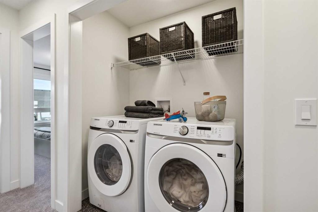 293 Dieppe Drive Sw, Calgary, AB - Indoor Photo Showing Laundry Room