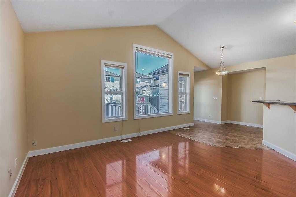 211 Saddlebrook Way Ne, Calgary, AB - Indoor Photo Showing Other Room