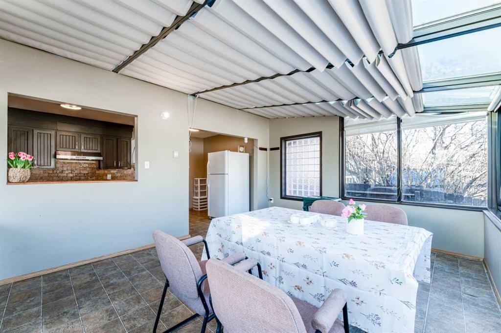 2018 Cottonwood Crescent Se, Calgary, AB -