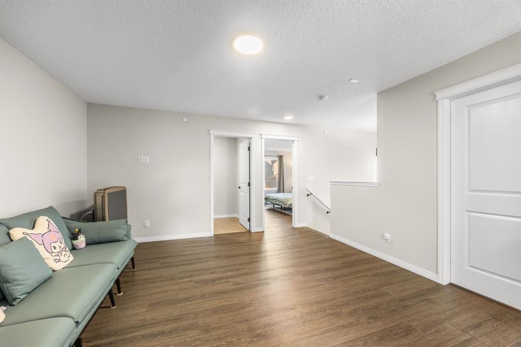 17 Calhoun Crescent Ne, Calgary, AB - Indoor