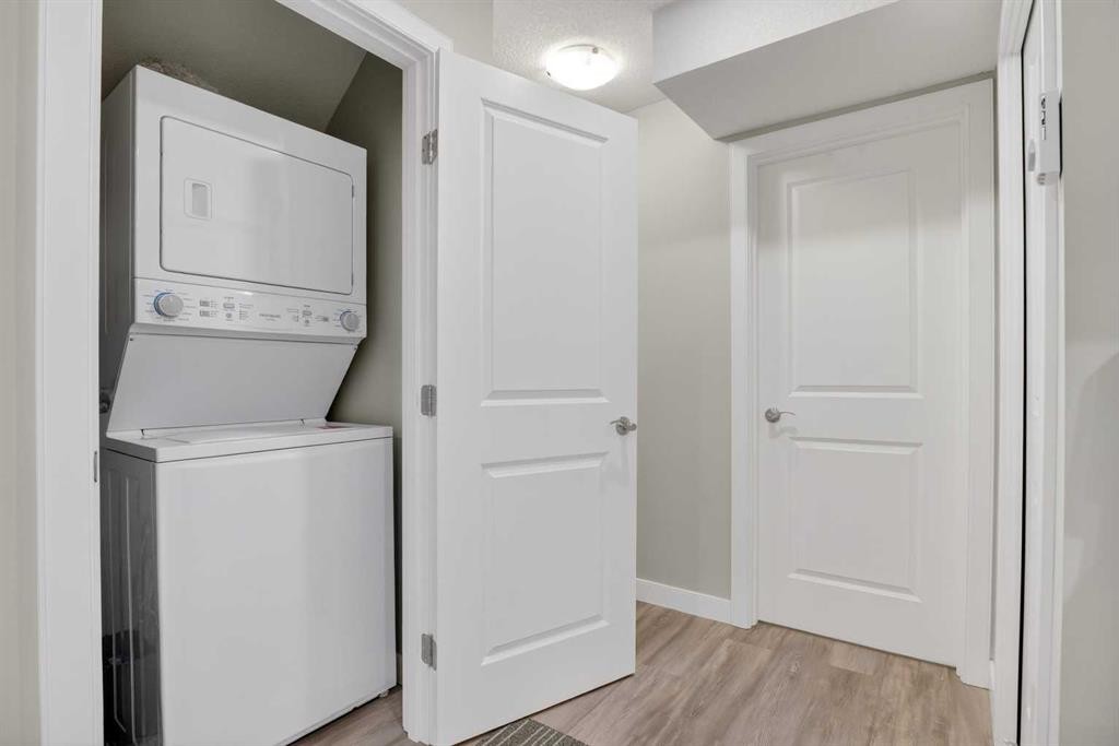 229 Nolanhurst Way Nw, Calgary, AB - Indoor Photo Showing Laundry Room